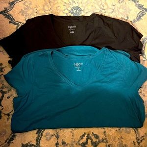 2 2x women’s plus size a:glow maternity short sleeve T-shirts. Black and Teal.